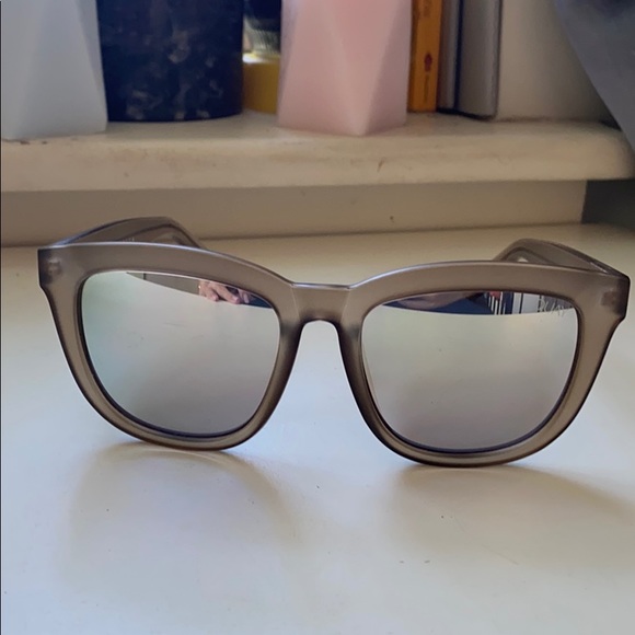 QUAY Zeus Sunglasses Taupe/Tan